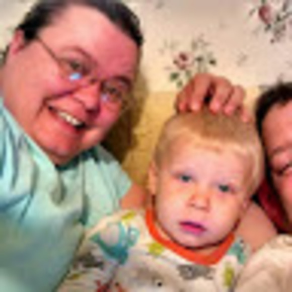 Meet your Posher, Tracey - Picture 1 of 1